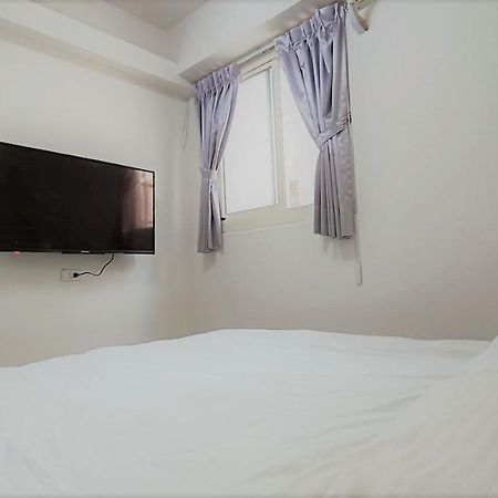 Fengchia Bichon B&B Тайчжун Экстерьер фото